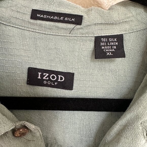 Izod Golf Men's Short‎ Sleeve Collared Shirt Washable Silk Size X-Large - Picture 3 of 5